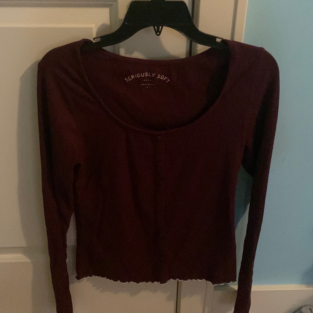 Aeropostale long sleeve tee w/ buttons